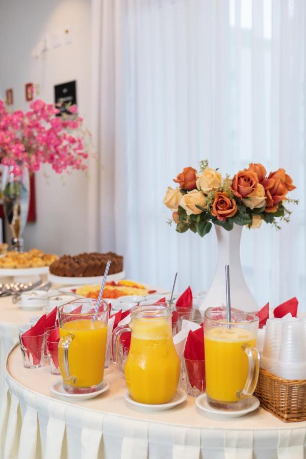 Tulip Inn Vila Velha วีลา เวลยา ภายนอก รูปภาพ