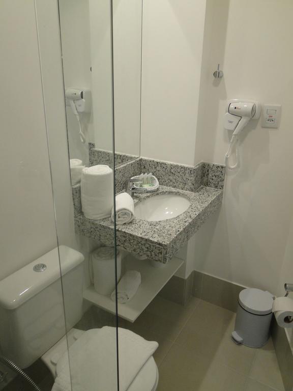 Tulip Inn Vila Velha วีลา เวลยา ภายนอก รูปภาพ