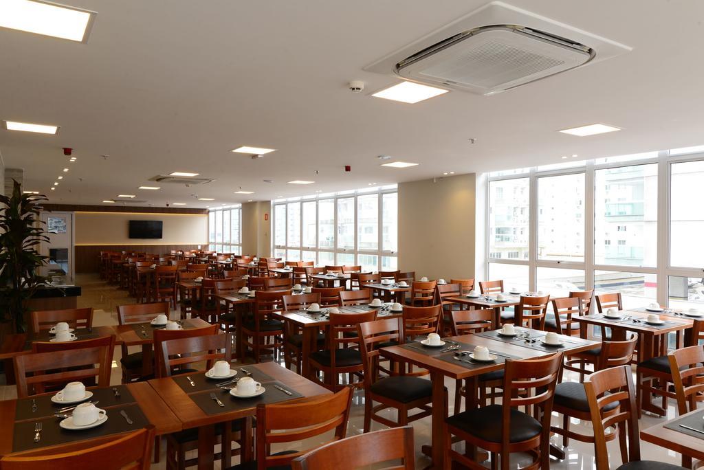 Tulip Inn Vila Velha วีลา เวลยา ภายนอก รูปภาพ